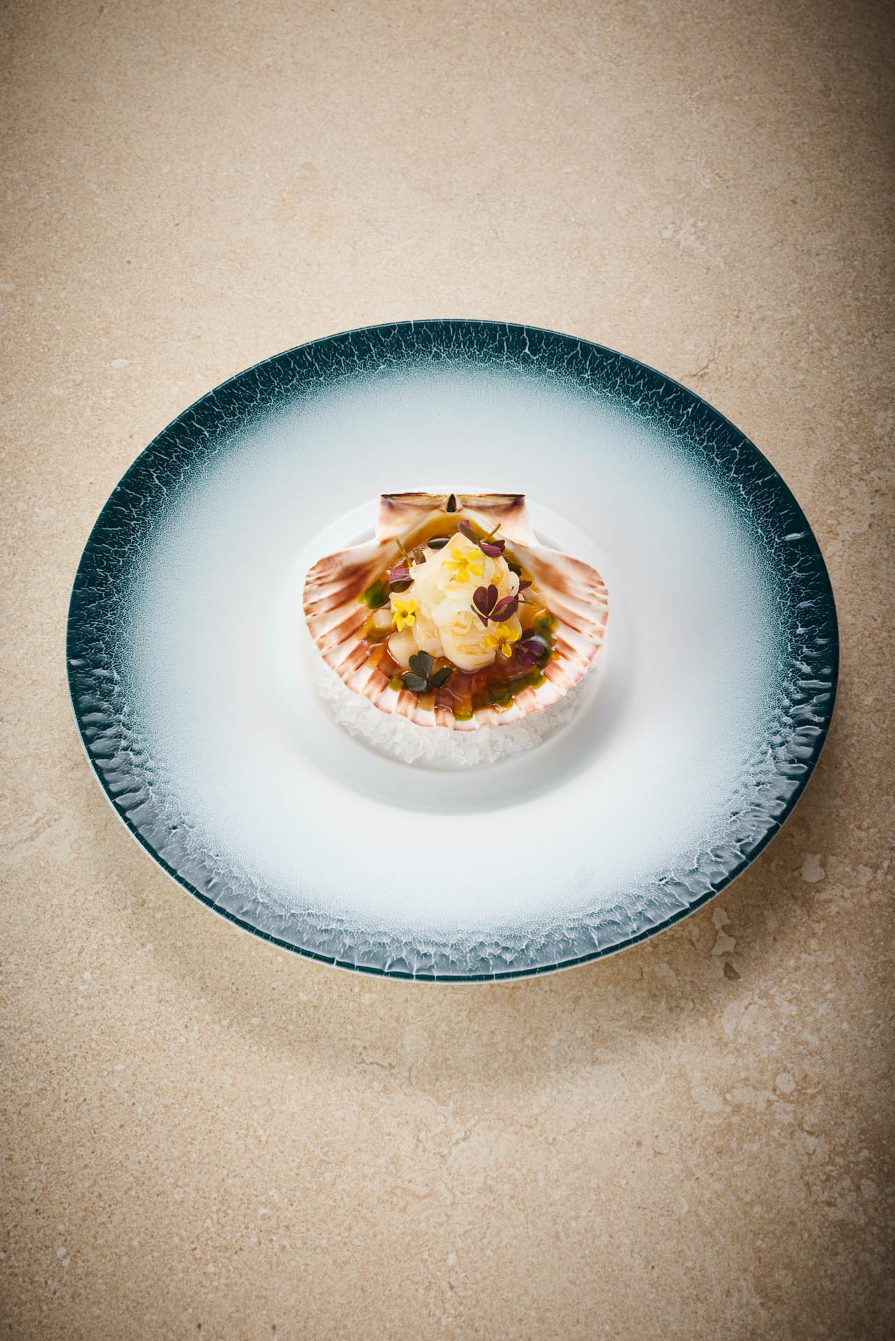 Rafa Costa e Silva, guest chef July 2025, food, cookbook, Restaurant Ikarus, Hangar-7, Salzburg, Austria, 2024.07.03, Bookazine Volume 1 / Rafa Costa e Silva, Gastkoch Juli 2025, Gericht, Kochbuch, Restaurant Ikarus, Hangar-7, Salzburg, Österreich, 2024.07.03, Bookazine Volume 1